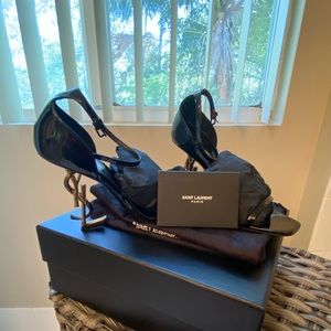 Ives Saint Laurent opyum sandals